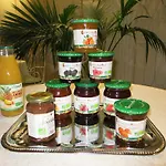 Le Vendome Cote Jardin